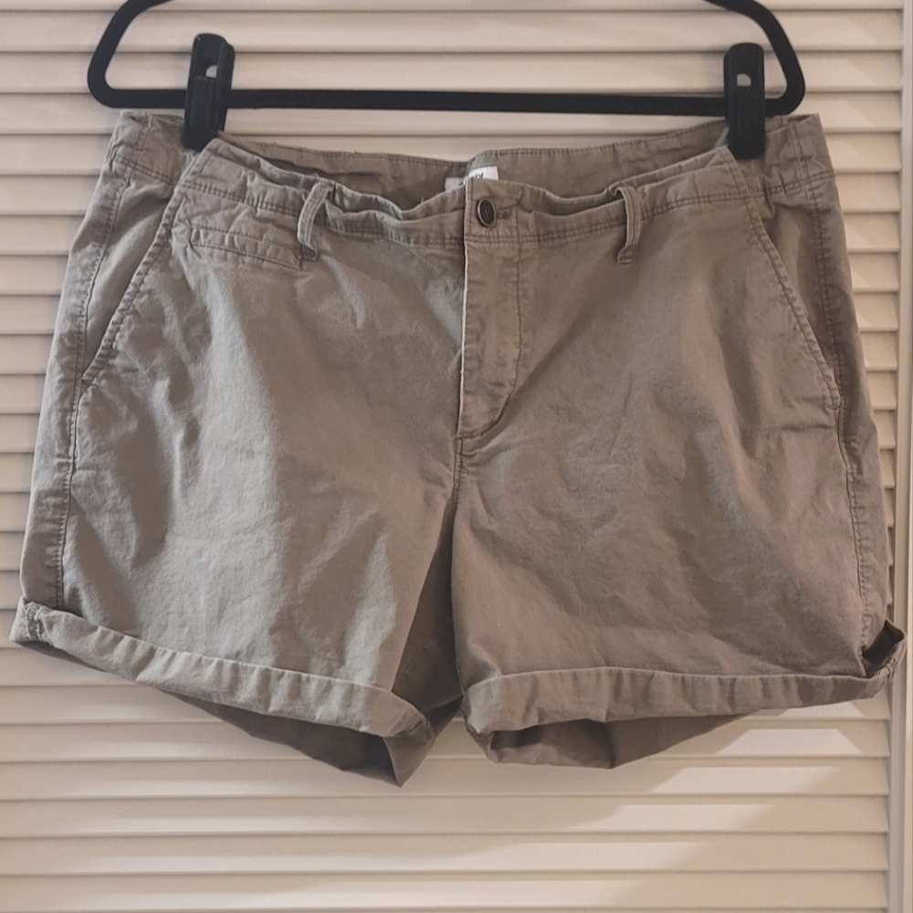 Old Navy - (Plus-Size) Basic Grey Shorts With Pockets